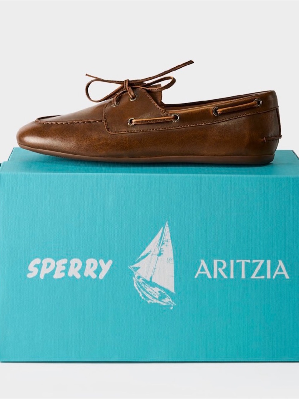 Sperry x Aritzia Slim Boat Shoe